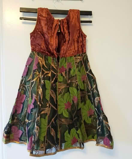Photo of free Girls indian suit, size 30 (East Mississauga) #2