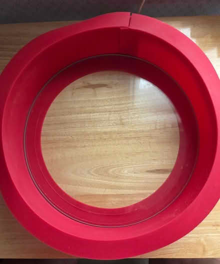 Photo of free Silicone Springform Cake Tin (DA8 - Erith / Upper Belvedere) #3
