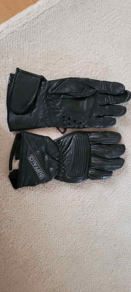 Photo of free Buffalo Motorcycle Leather Gloves (Lower Earley RG6) #1