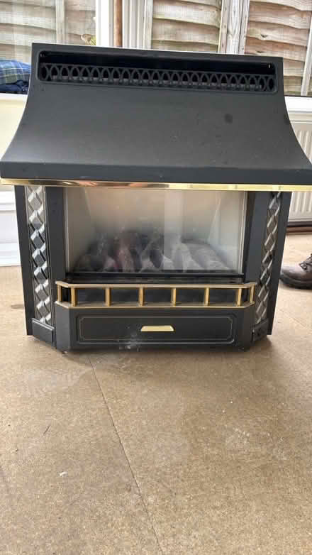 Photo of free Large gas fire (Prestbury GL52) #1