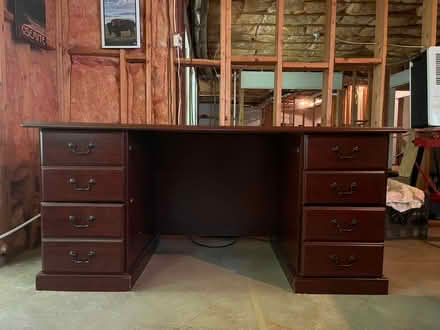 Photo of free Desk (Milton) #2