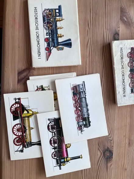 Photo of free Set vintage German postcards (TW12 - Hampton Hill) #2