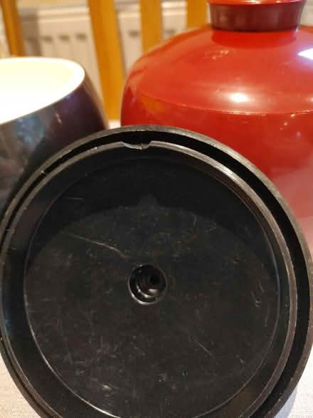 Photo of free Vintage ice buckets with lids 1960s/1970s? (Tilekiln TN38) #3