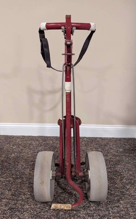 Photo of free Vintage Titleist Pull Golf Cart (West Groton) #2