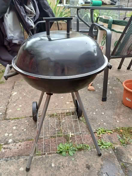 Photo of free Small barbecue (Fleetville AL1) #1