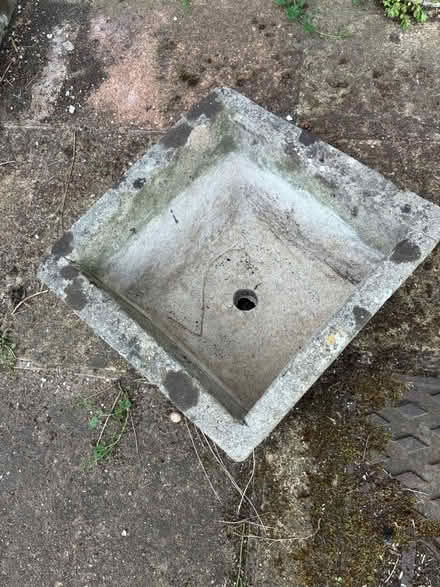 Photo of free Pair of Stone Planters (Banstead) #2