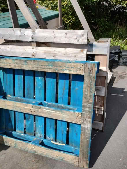 Photo of free Pallets (Pembrey SA16) #1