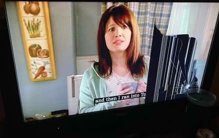 Photo of free 32” Sony TV with screen damage (ME1) #1