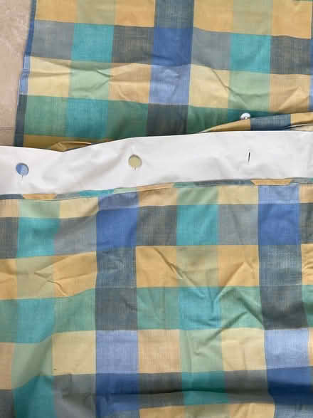 Photo of free Vantona checked bedding (Pershore WR10) #3