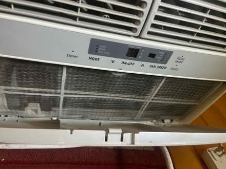 Photo of free Frigidaire AC 8,000 BTU - works (Arlington Heights) #3