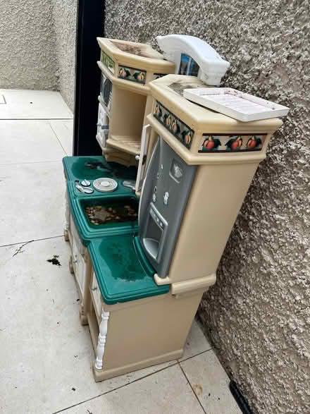 Photo of free Outdoor childrenβs play kitchen (Blackrock) #1