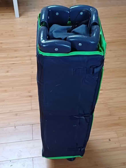 Photo of free Travel cot and mattress (Stanford-Le-Hope SS17) #1