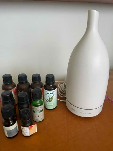 Photo of free Saje Om essential oil diffuser (Dufferin & Eglinton) #1