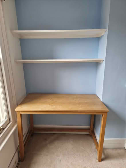 Photo of free Oak desk (Chiswick W4) #1