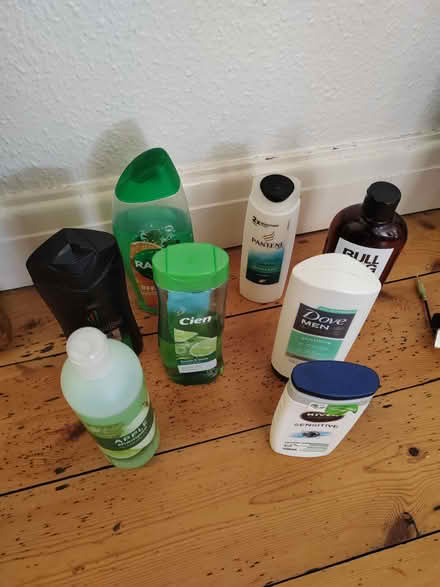 Photo of free Bundle of part used toiletries (Risinghurst OX3) #1