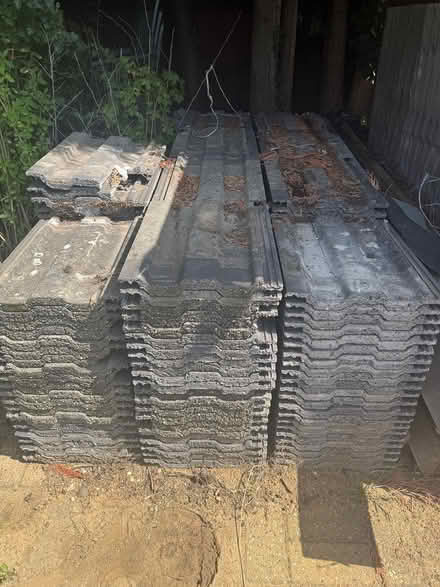 Photo of free Roof tiles (Maidstone ME14) #1