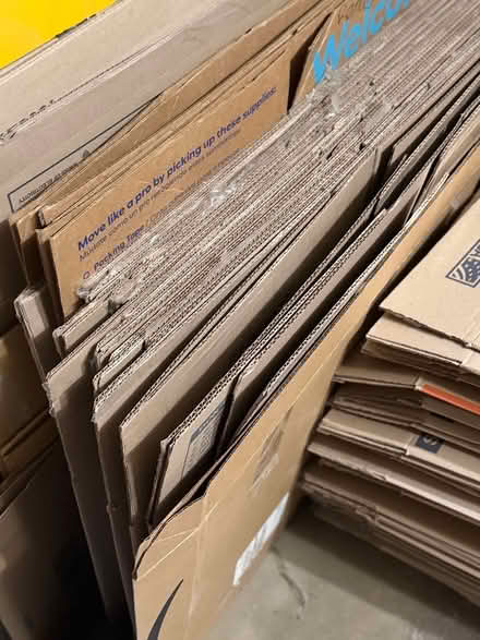 Photo of free Medium moving boxes (Around green mountain) #1