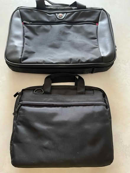 Photo of free Laptop and tablet bags (CT9) #1