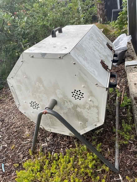 Photo of free ‘Little Pig’ composter (Shankill) #2