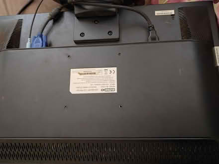 Photo of free Edge10 computer monitor and lead (Risinghurst OX3) #2