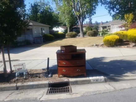 Photo of free Curb alert RWC small dresser xlnt (Carmel valley Redwood City) #1