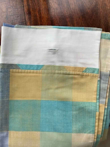 Photo of free Vantona checked bedding (Pershore WR10) #2