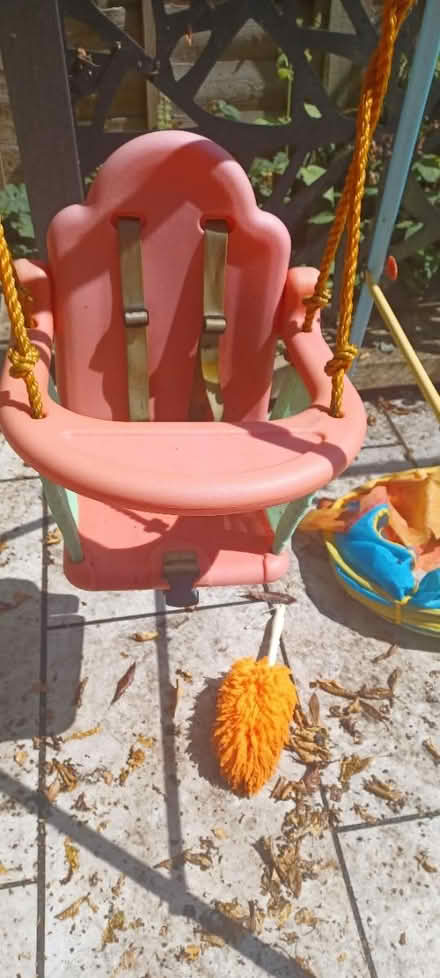 Photo of free Baby garden swing (Billericay CM11) #1