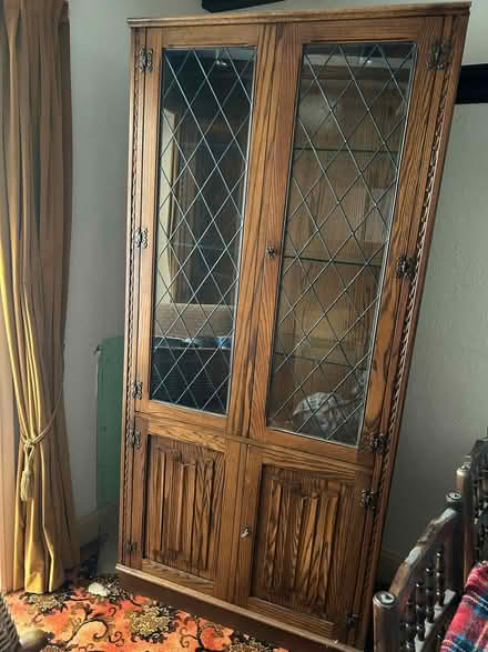 Photo of free 3 Display Cabinets With Shelves And Lighting (CT6) #3
