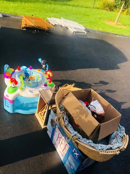 Photo of free Various items (Glendale Heights) #2