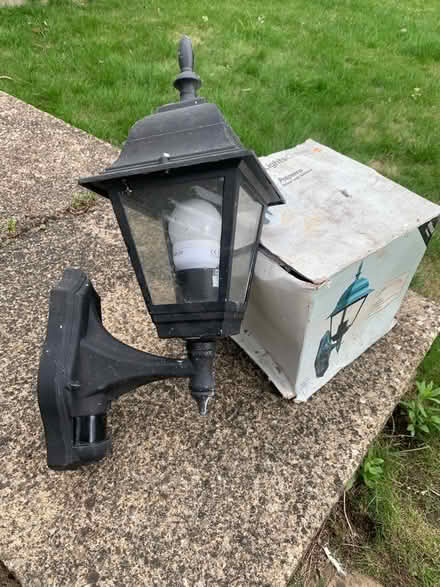 Photo of free Outside lights (CO15) #2