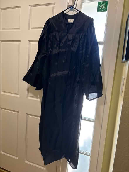 Photo of free Cap and gown (Highland Ave, RWC) #1