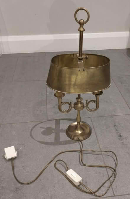 Photo of free Vintage brass lamp (W7) #1