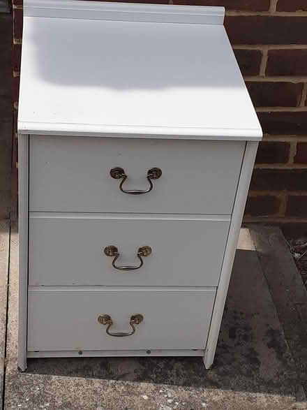 Photo of free Small 3 drawers unit (TW3 Hounslow) #1