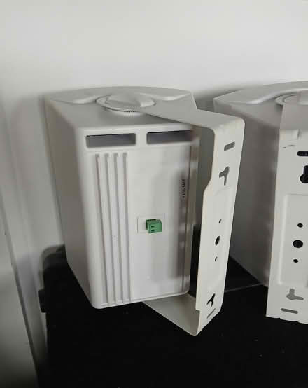 Photo of free pair of wall mountable speakers (Portobello EH15) #2