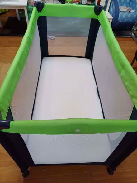 Photo of free Travel cot and mattress (Stanford-Le-Hope SS17) #3