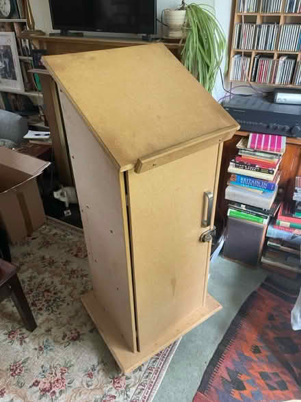 Photo of free Podium For Speeches - Handmade (CT1) #1