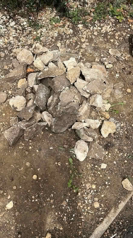Photo of free Small amount of Cotswold stone. (Freeland OX29) #1