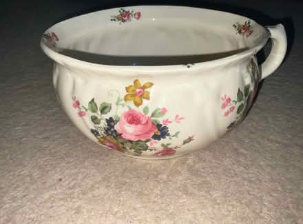 Photo of free Antique Chamber Pot, Tankard and Chinese bowls. (Hertford SG14) #1