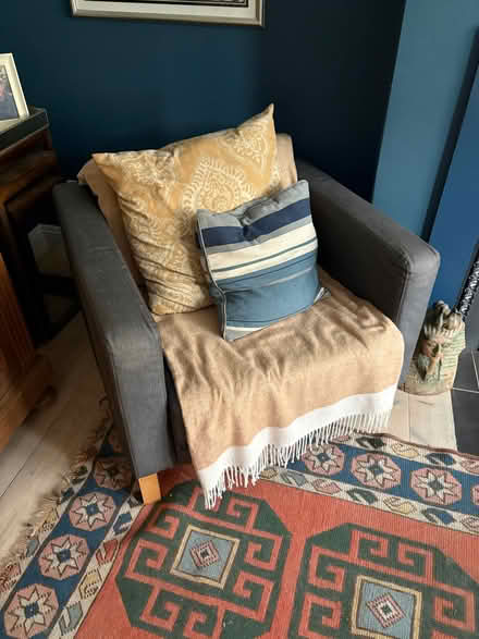 Photo of free Large comfy lounge chair (Isleworth TW7) #4