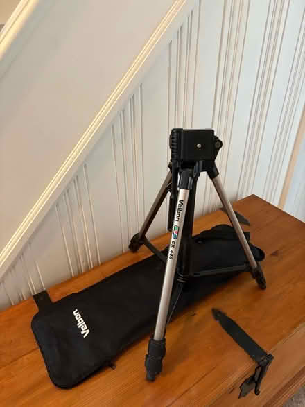 Photo of free Camera Tripod and carrying case (Goldington MK41) #1