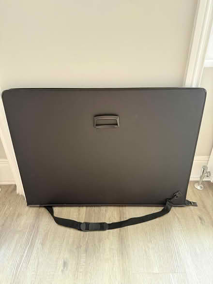 Photo of free A1 Portfolio w high quality paper (London SW7) #1