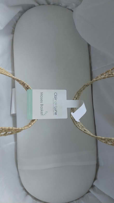 Photo of free Moses basket 'Claire de Lune' (Croydon) #3