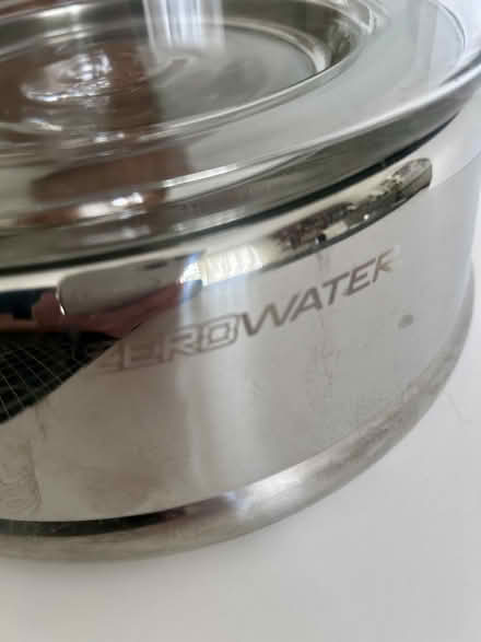 Photo of free 9.5 Litre (40 cup) Zerowater glass water dispenser (Surbiton KT1) #3