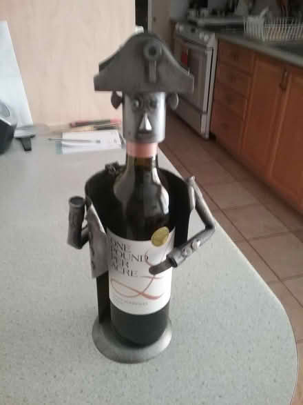 Photo of free Amusing Wine Bottle Holder (Uplands / Riverside) #1