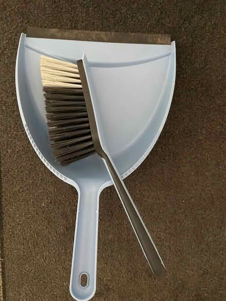 Photo of free Bucket, dustpan and brush (Bussage GL6) #2