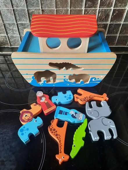 Photo of free Noah's Ark shape sorter (Morden SM4) #1
