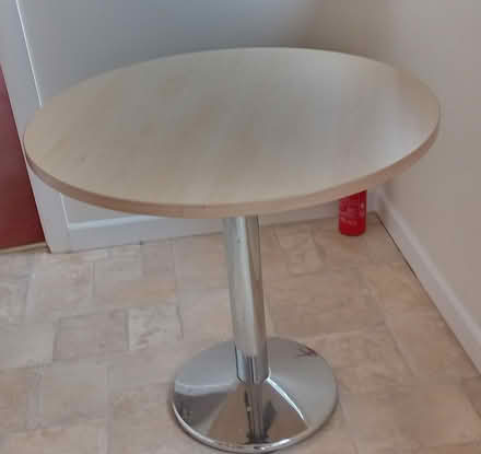 Photo of free Circular Table (Wimborne Minster BH21) #1