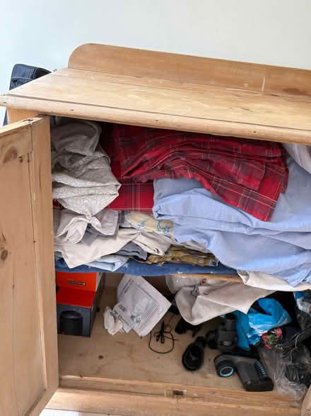 Photo of free Wooden cabinet (Isleworth TW7) #1