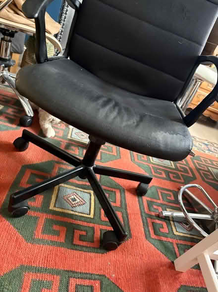 Photo of free Swivel work chair (Isleworth TW7) #2