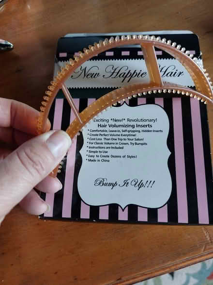 Photo of free Hair accessories (WF1) #2